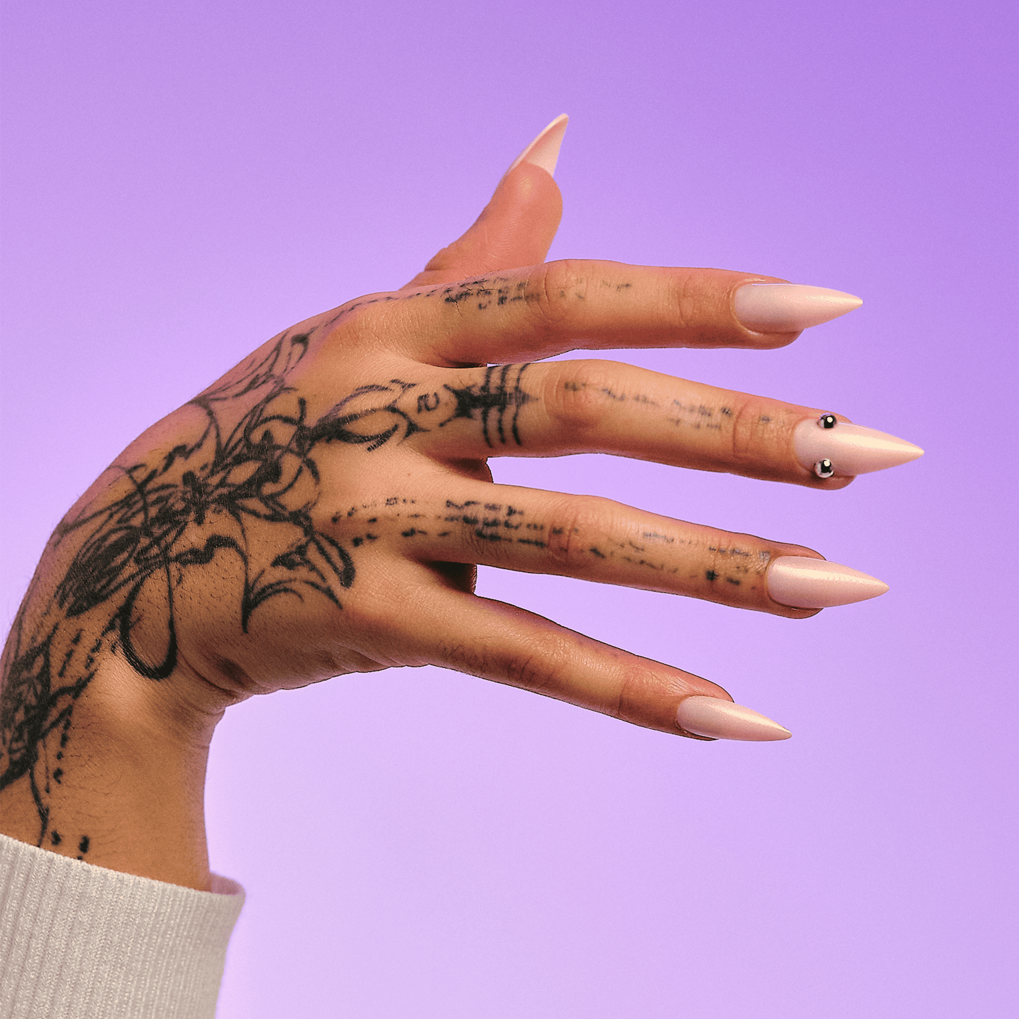 isla Main Character Energy Premium Press On Nails 389203